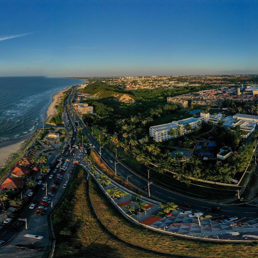מלון Blue Tree Towers Sao Luis מראה חיצוני תמונה Aerial view of the Pacific Coast Highway in Malibu